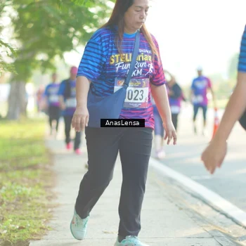 Runner Photo 8016549