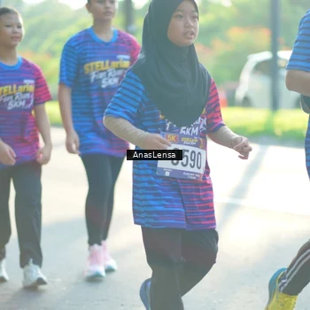 Runner Photo 8016559