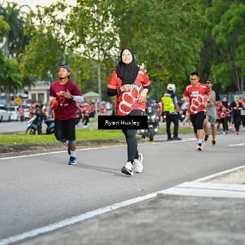 Runner Photo 8016596