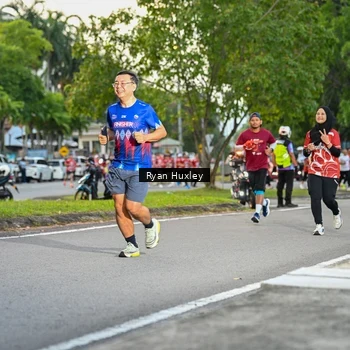 Runner Photo 8016597
