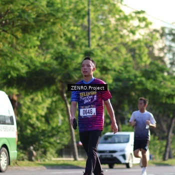 Runner Photo 8016612