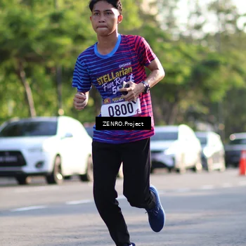 Runner Photo 8016615