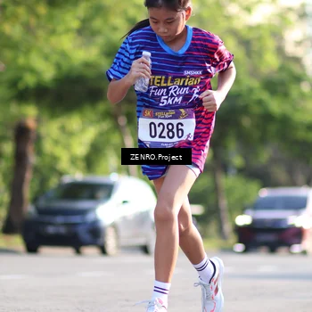 Runner Photo 8016624
