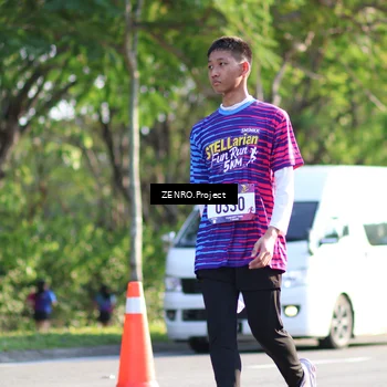 Runner Photo 8016631