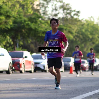 Runner Photo 8016650