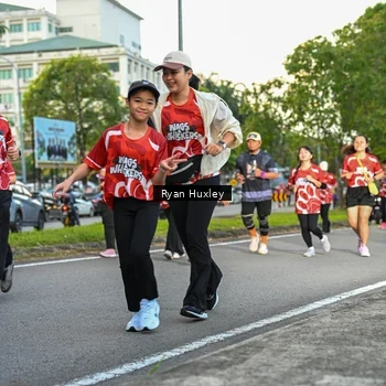 Runner Photo 8016653