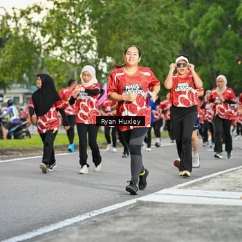 Runner Photo 8016659