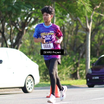 Runner Photo 8016723