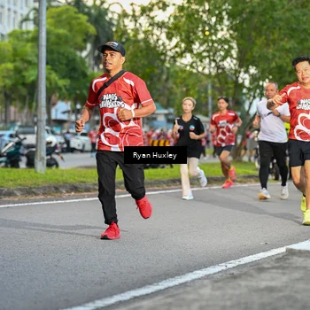 Runner Photo 8016734