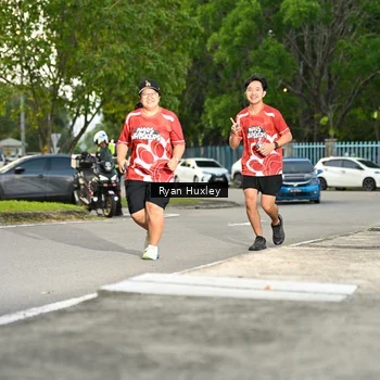 Runner Photo 8016735