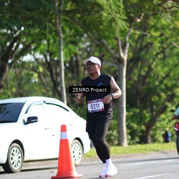 Runner Photo 8016743