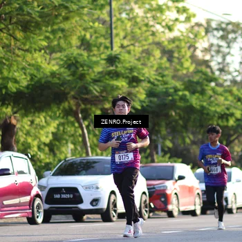 Runner Photo 8016852