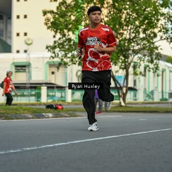 Runner Photo 8016887
