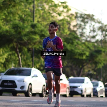 Runner Photo 8016968
