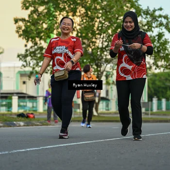 Runner Photo 8016999