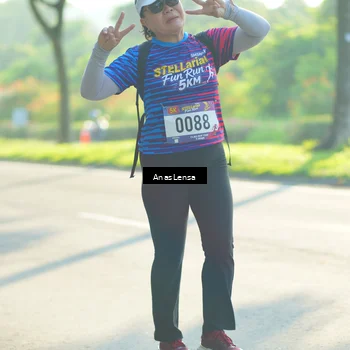 Runner Photo 8017002