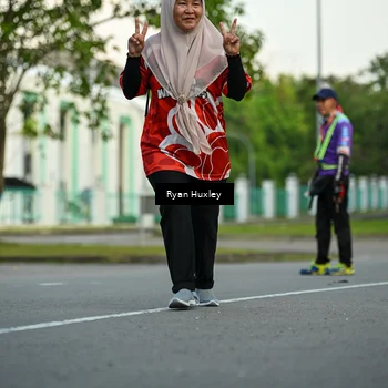 Runner Photo 8017008