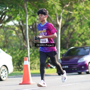 Runner Photo 8017015