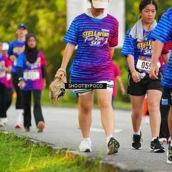 Runner Photo 8017024