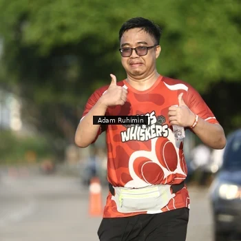 Runner Photo 8017030