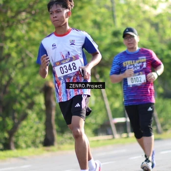 Runner Photo 8017031