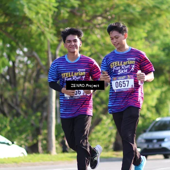 Runner Photo 8017034