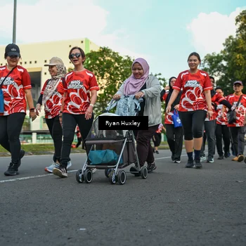 Runner Photo 8017058