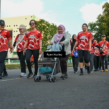 Runner Photo 8017060