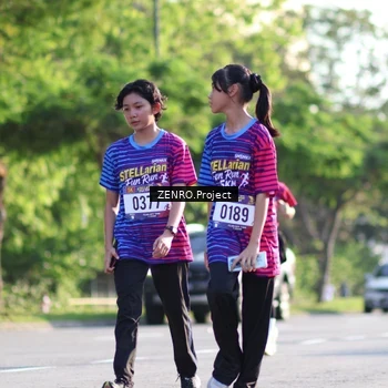 Runner Photo 8017069