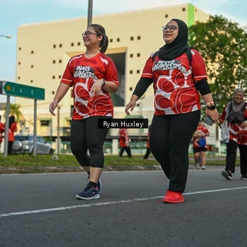 Runner Photo 8017071