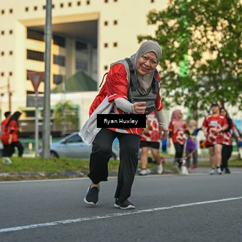 Runner Photo 8017079