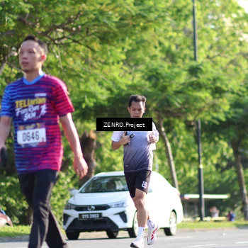 Runner Photo 8017088