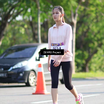 Runner Photo 8017134