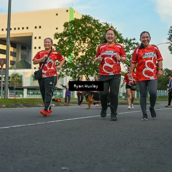 Runner Photo 8017158