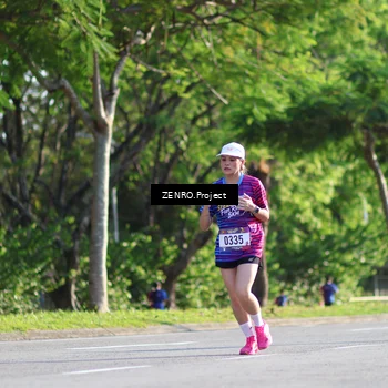 Runner Photo 8017162