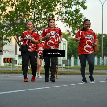 Runner Photo 8017165