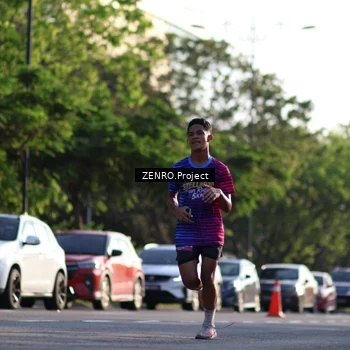 Runner Photo 8017169