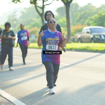 Runner Photo 8017182