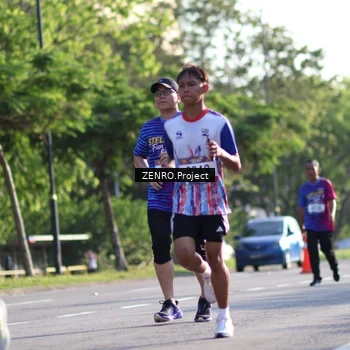 Runner Photo 8017186