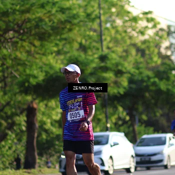 Runner Photo 8017204