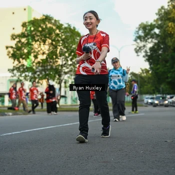 Runner Photo 8017215