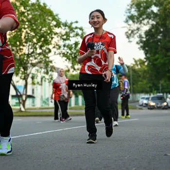 Runner Photo 8017224