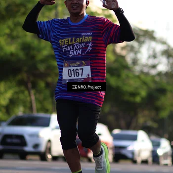 Runner Photo 8017251