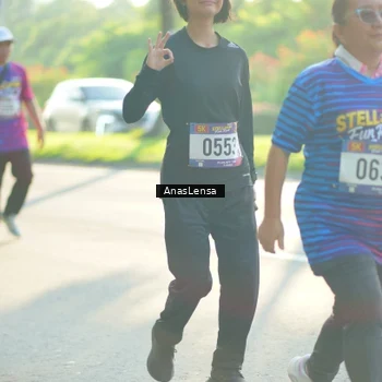 Runner Photo 8017262