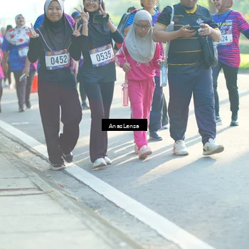 Runner Photo 8017289