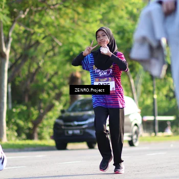 Runner Photo 8017300