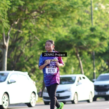 Runner Photo 8017351