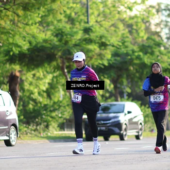Runner Photo 8017352