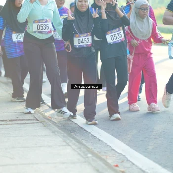 Runner Photo 8017356