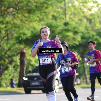 Runner Photo 8017360